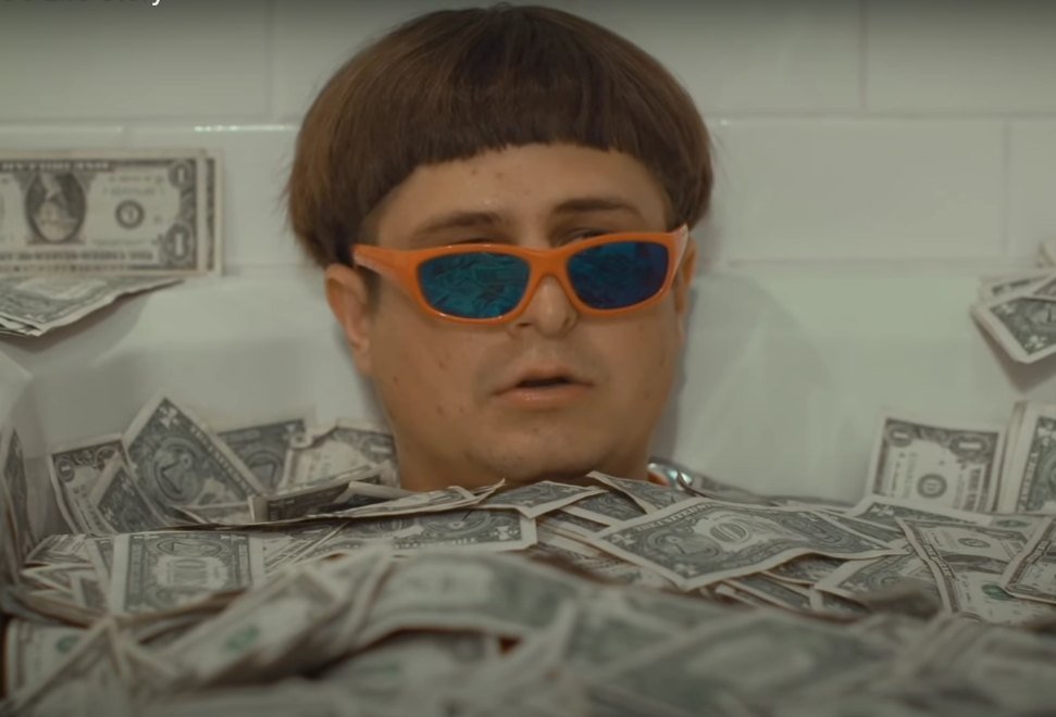 Oliver Tree - Bio, Age, Net Worth, Height, Nationality, Body