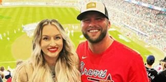 Dustin Sims Net Worth