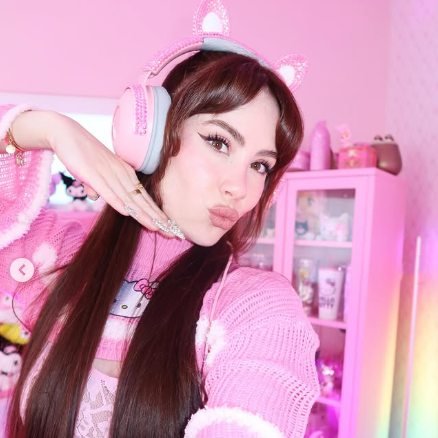 Gaming YouTuber Leah Ashe