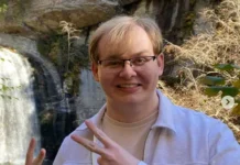 CallMeCarson Net Worth as a YouTuber and Streamer CallMeCarson