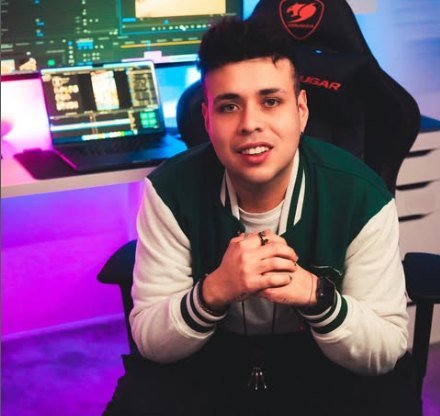Mexican Content Creator Erick Lindoro