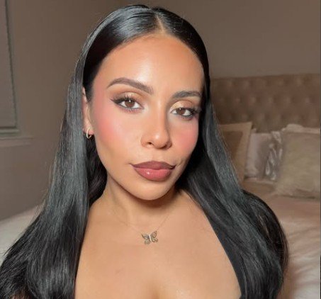 Beauty inflluencer Juicyjas