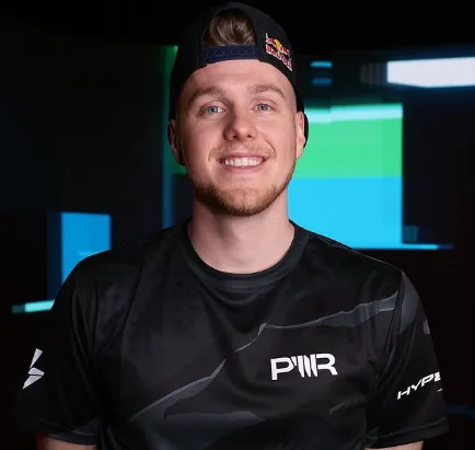 Australian Gamer Lachlan Powers