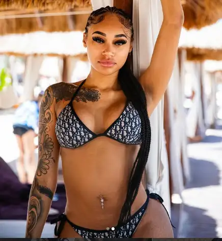 Dejounte Murray girlfriend Jania Meshell.