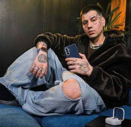 Argentine rapper & singer Duki.
